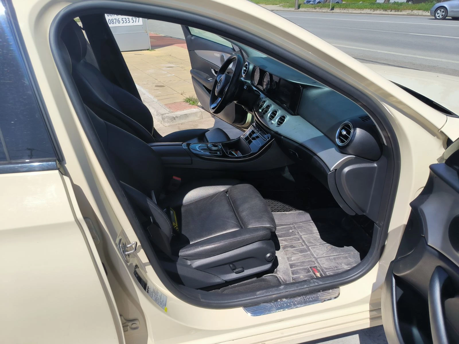 Mercedes-Benz E 200 2.0d-Navi-Kamera-, снимка 17 - Автомобили и джипове - 54214397