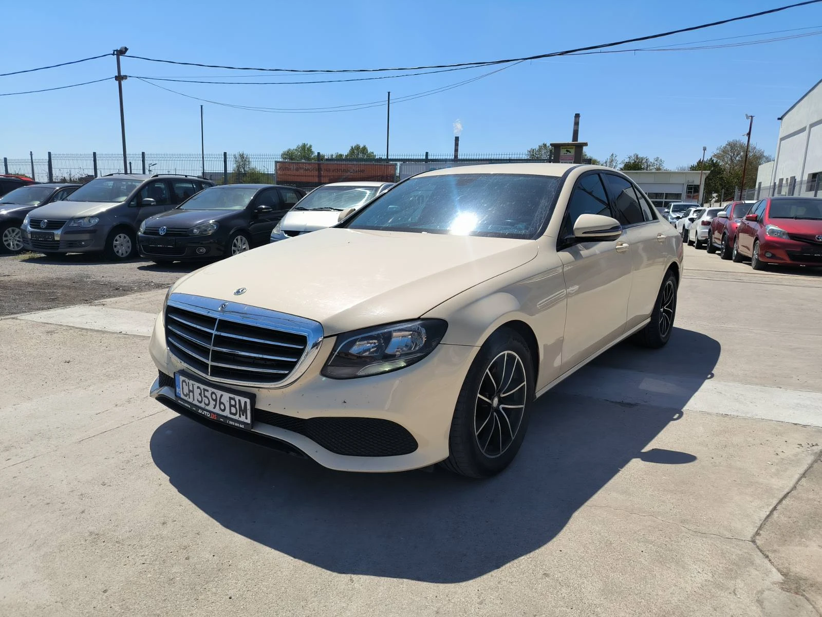 Mercedes-Benz E 200 2.0d-Navi-Kamera-
