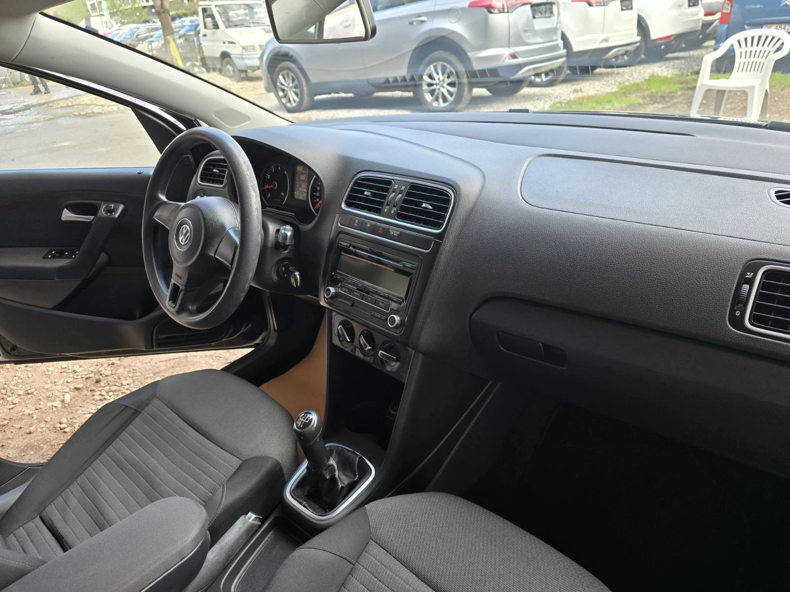 VW Polo 1, 4 bending 86кс., снимка 8 - Автомобили и джипове - 54249680