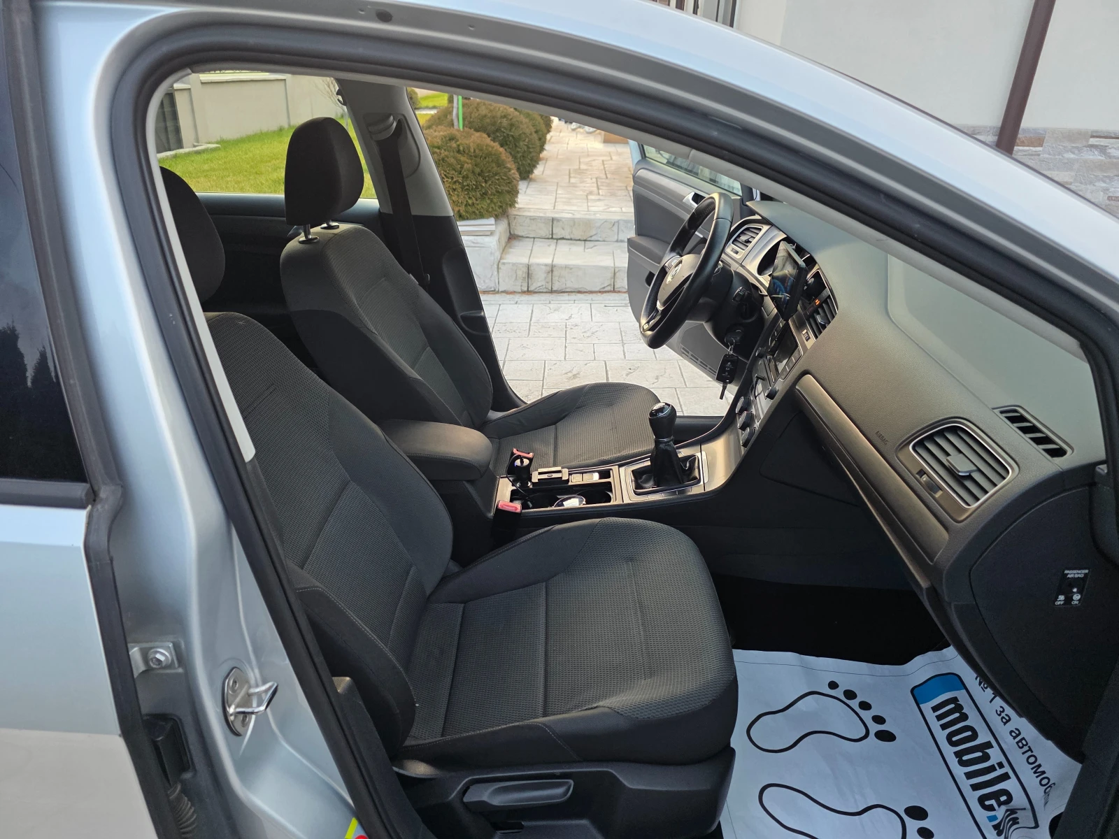 VW Golf 1.6 TDI NAVI, снимка 14 - Автомобили и джипове - 54941207