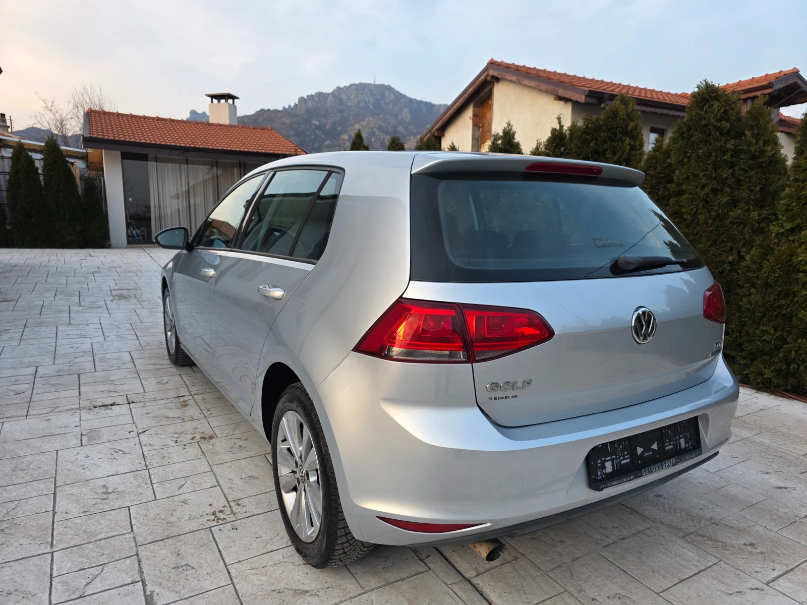 VW Golf 1.6 TDI NAVI, снимка 7 - Автомобили и джипове - 54941207
