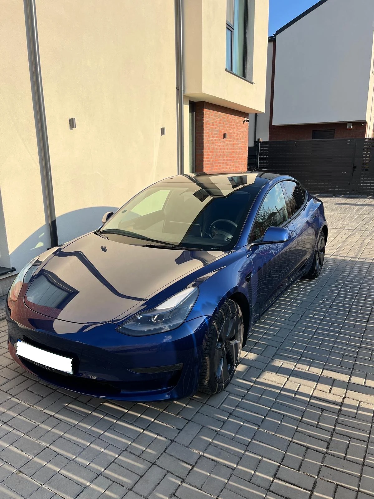 Tesla Model 3 Long Range AWD