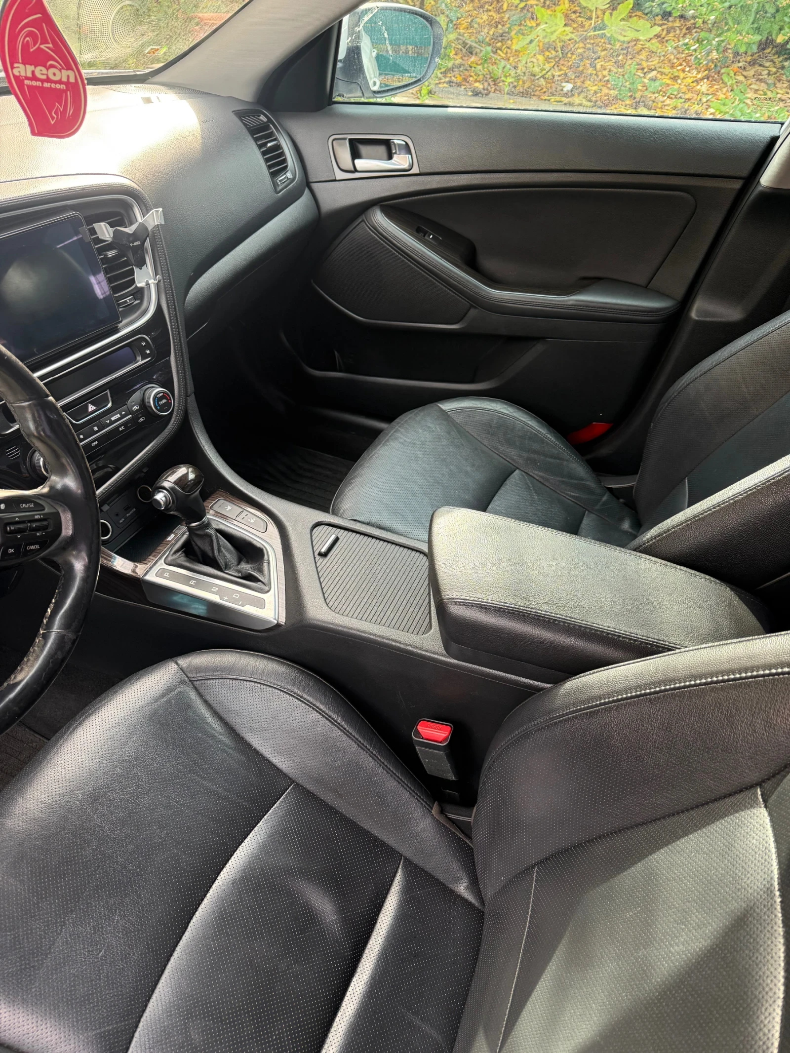 Kia K5 2.0 LPI , снимка 8 - Автомобили и джипове - 56066291