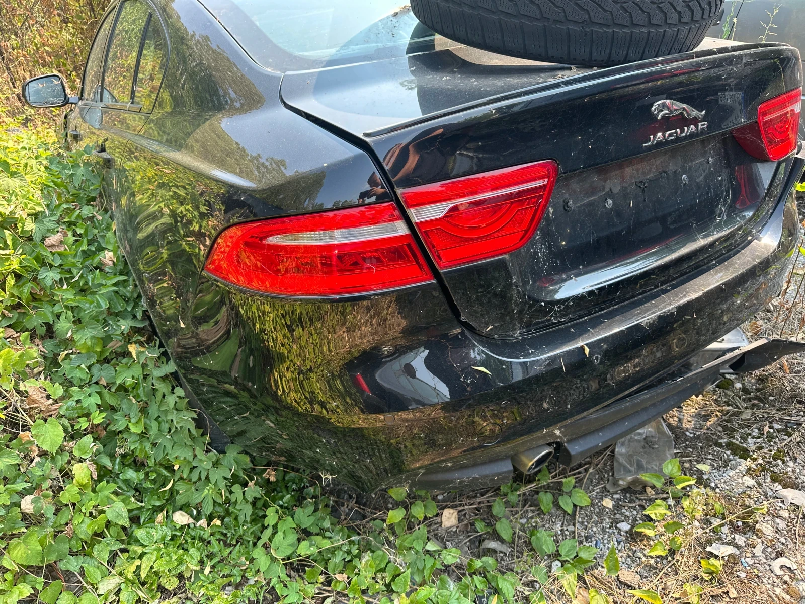 Jaguar XE, снимка 2 - Автомобили и джипове - 56379145