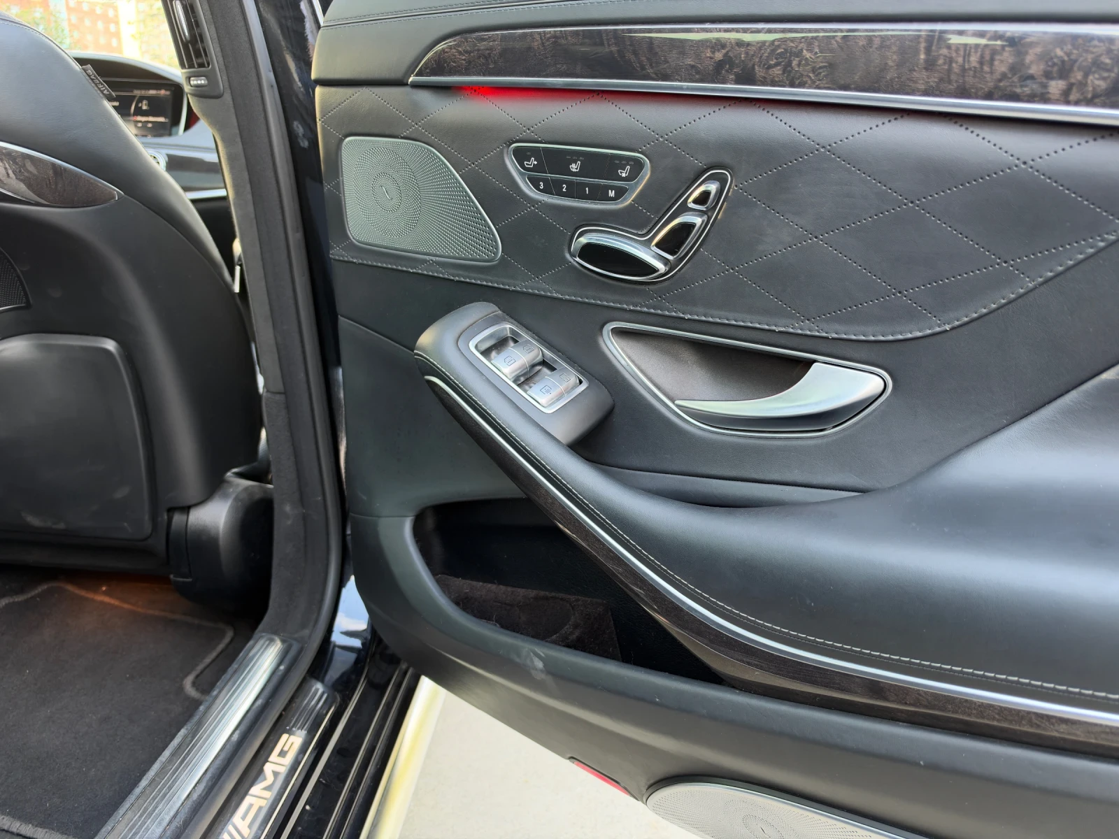 Mercedes-Benz S 63 AMG, снимка 13 - Автомобили и джипове - 56600295