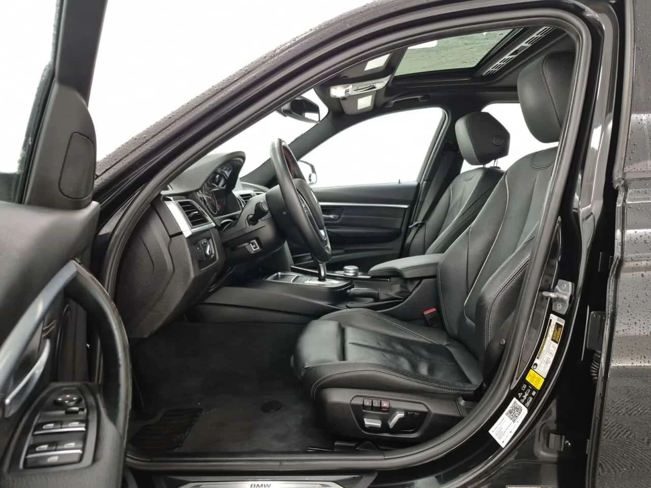 BMW 330, снимка 6 - Автомобили и джипове - 56716810