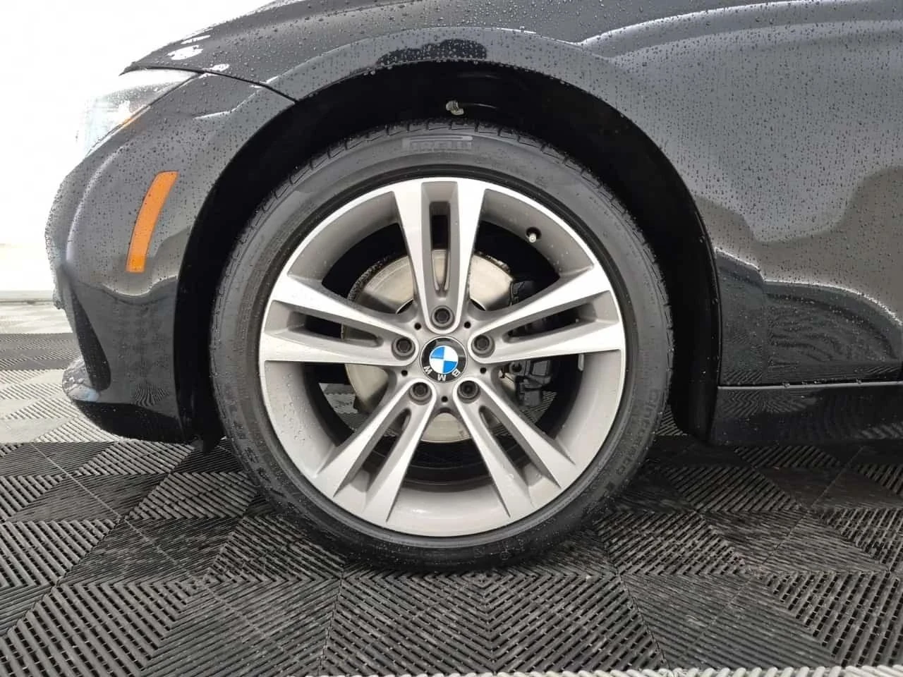 BMW 330, снимка 5 - Автомобили и джипове - 56716810
