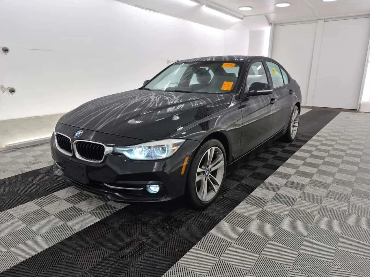 BMW 330