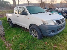 Toyota Hilux 2, 5, снимка 3