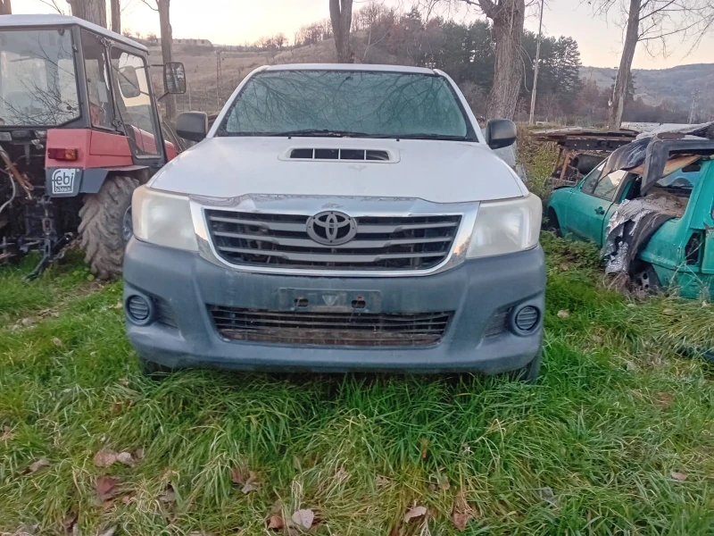 Toyota Hilux 2, 5