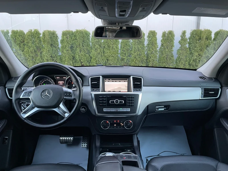 Mercedes-Benz ML 350 CDI AMG LINE/7G-TRONIC/AIRMATIC/LED/ПАНОРАМА, снимка 10 - Автомобили и джипове - 52856307