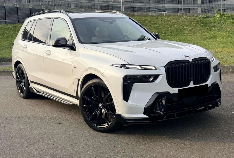 BMW X7 40i  xDrive M-Sport, снимка 2 - Автомобили и джипове - 53187343