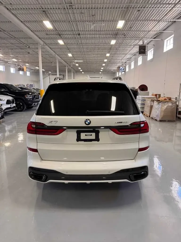 BMW X7 4.0i/2022г/M-ПАКЕТ/ВЪЗДУШНО/ОБДУХВАНЕ - изображение 6