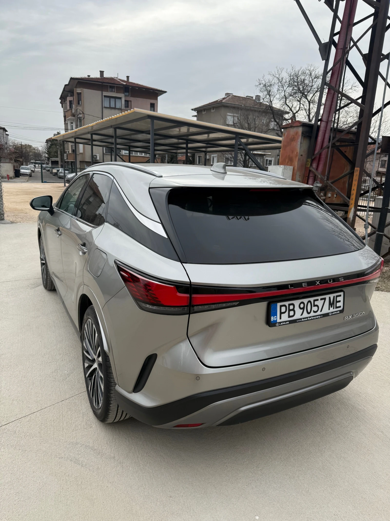 Lexus RX 350h  - изображение 5