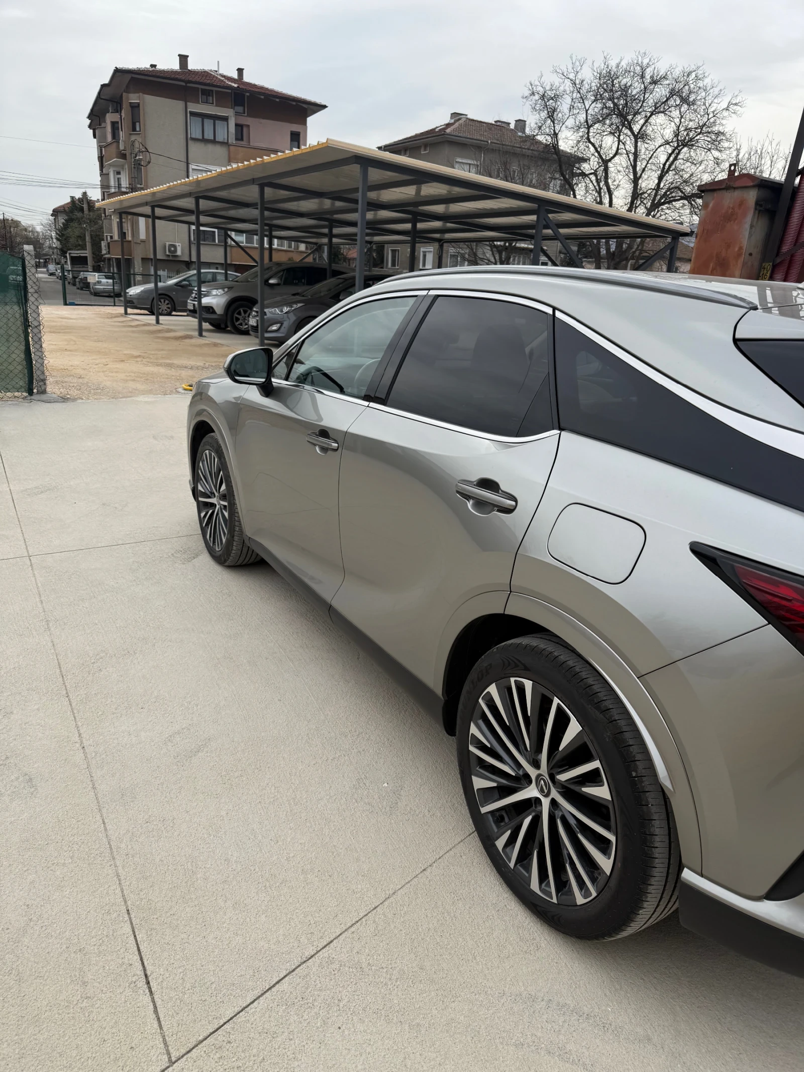 Lexus RX 350h  - изображение 8