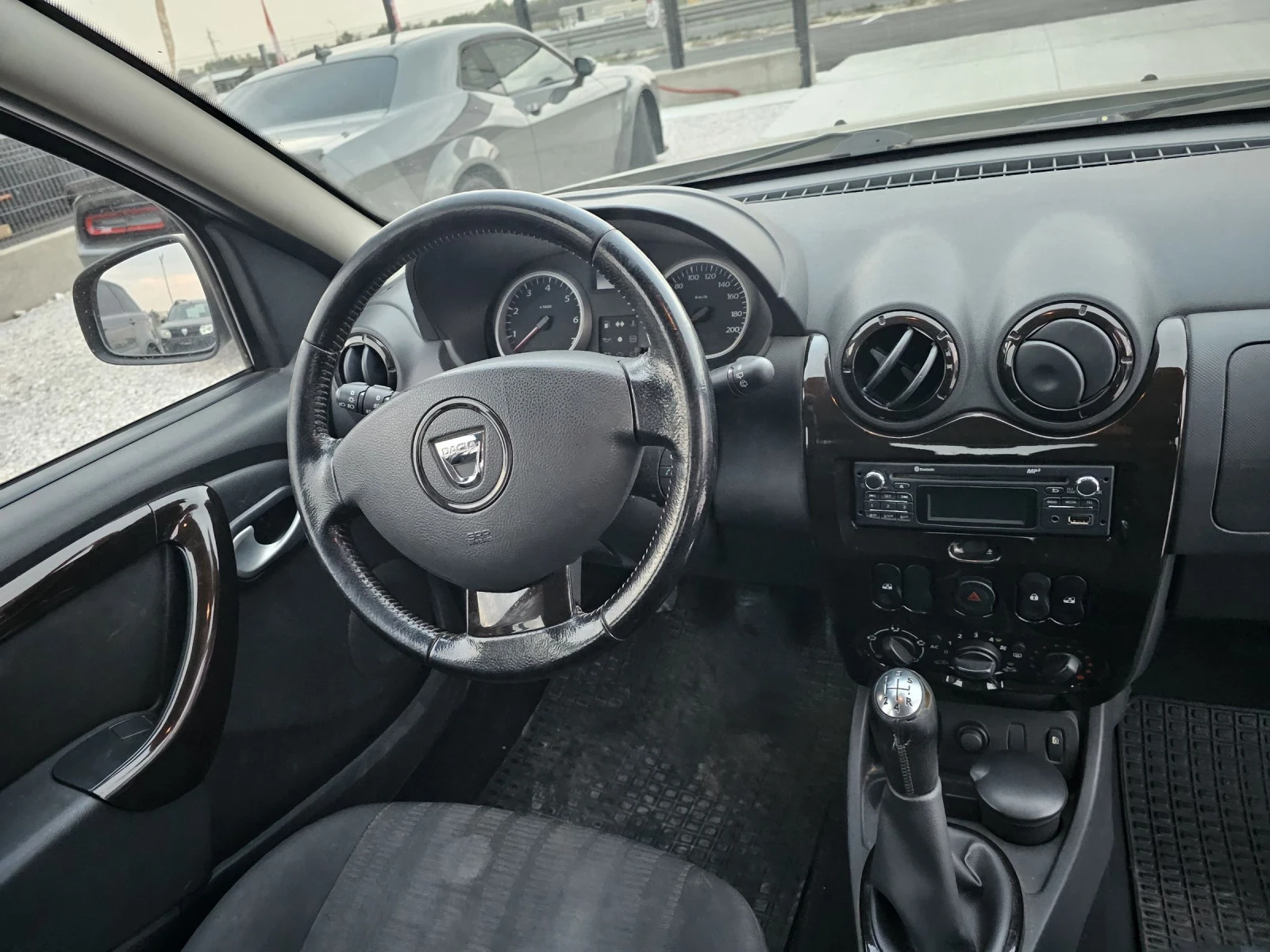 Dacia Duster Евро5 GPL 1.6i - изображение 9