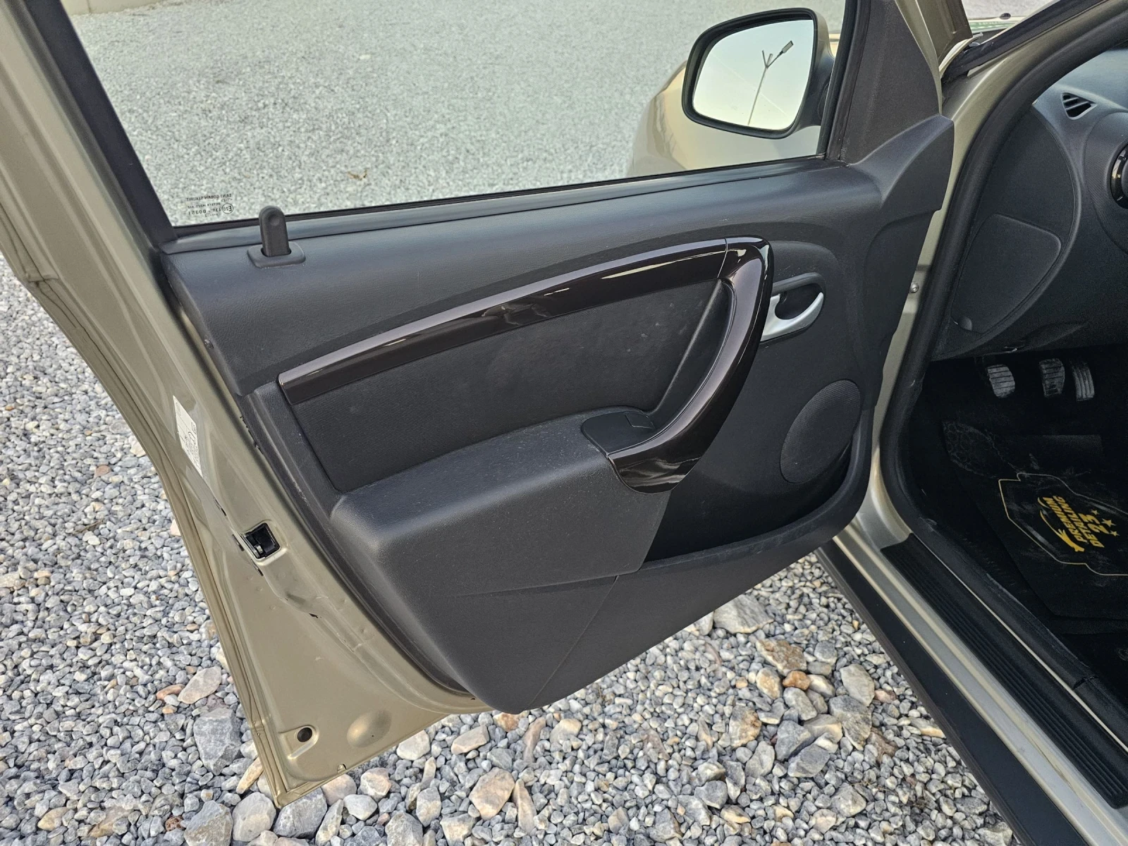 Dacia Duster 5 GPL 1.6i | Mobile.bg   14