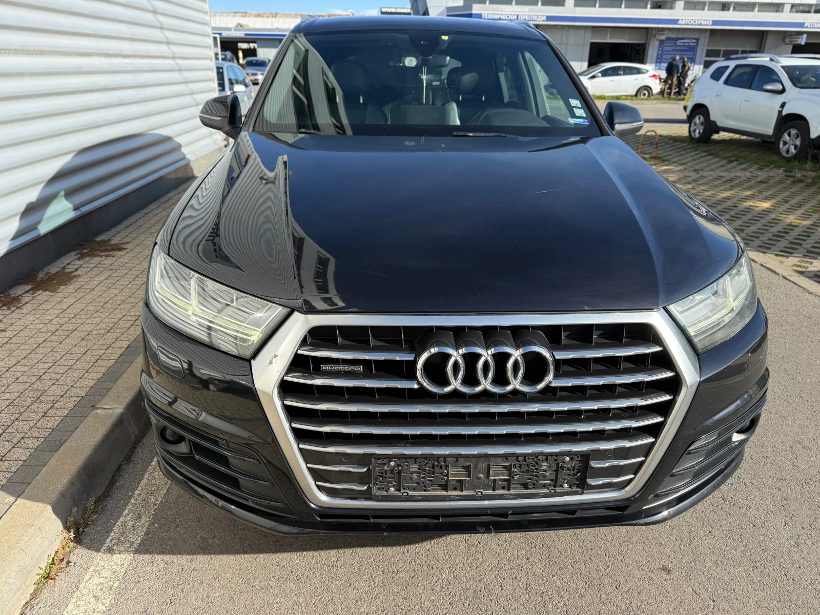 Audi Q7 Matrix+ 7места+ 3.0TDI+ S-Line+ Bose+ OFFROAD+ 7ме - изображение 7