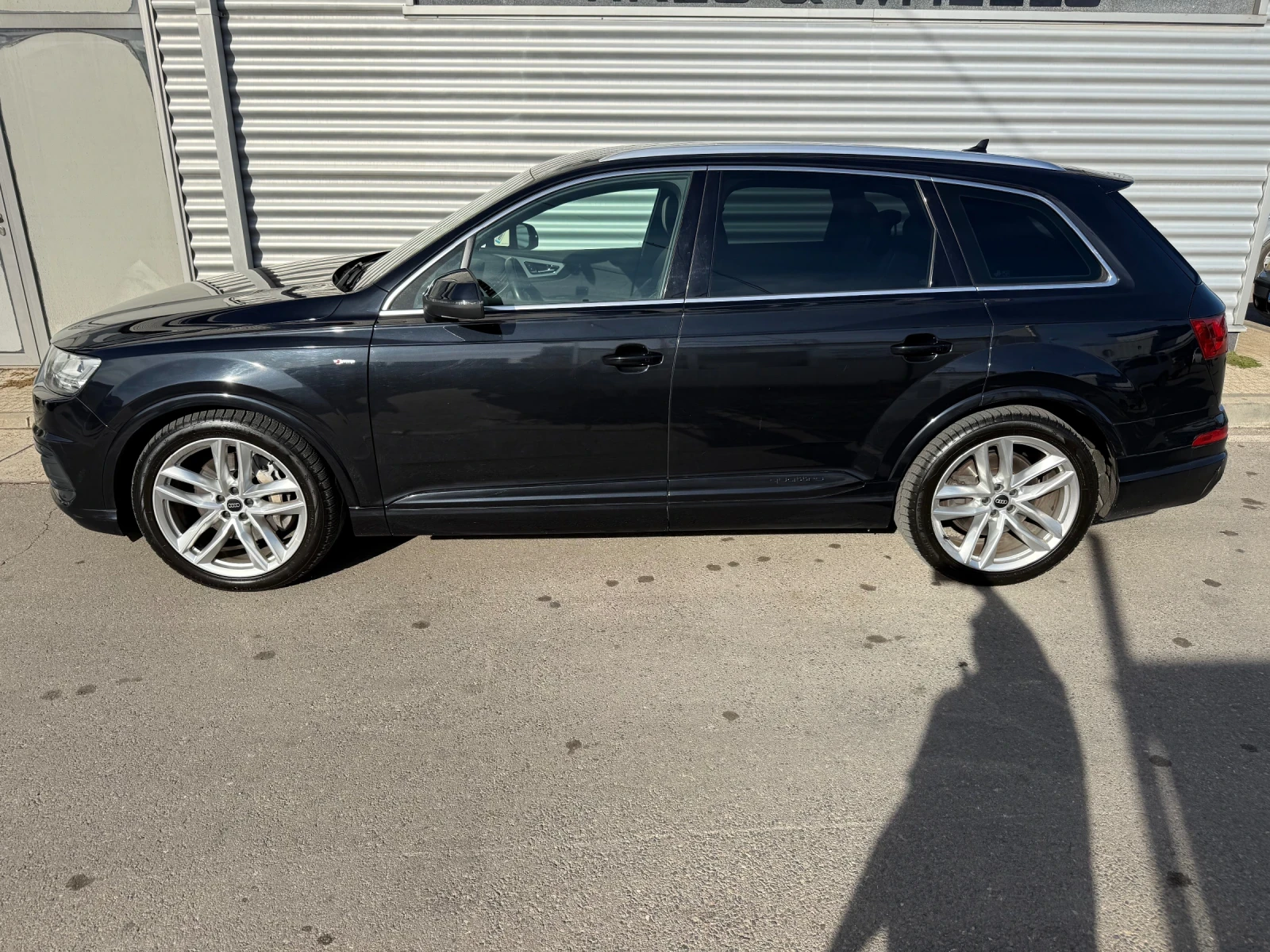 Audi Q7 Matrix+ 7места+ 3.0TDI+ S-Line+ Bose+ OFFROAD+ 7ме - изображение 2
