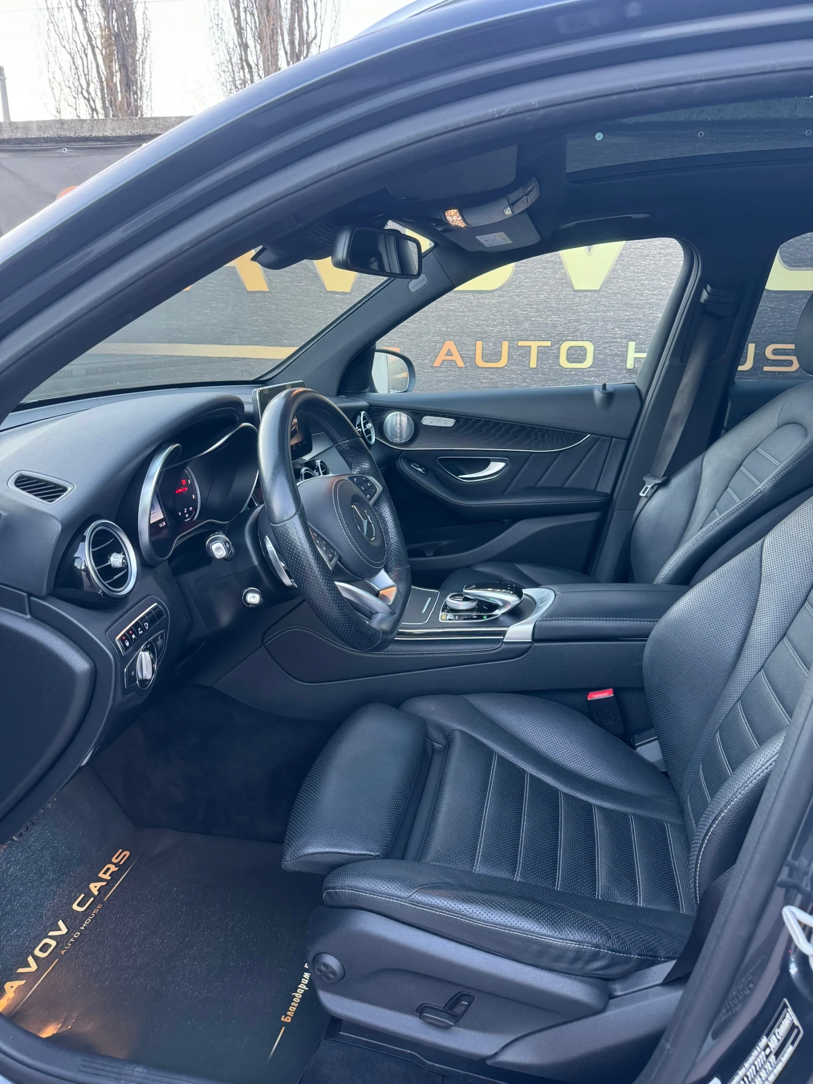 Mercedes-Benz GLC 250 AMG/4Matic/360cam/9G-Tronic/Distronic/Pano - изображение 9