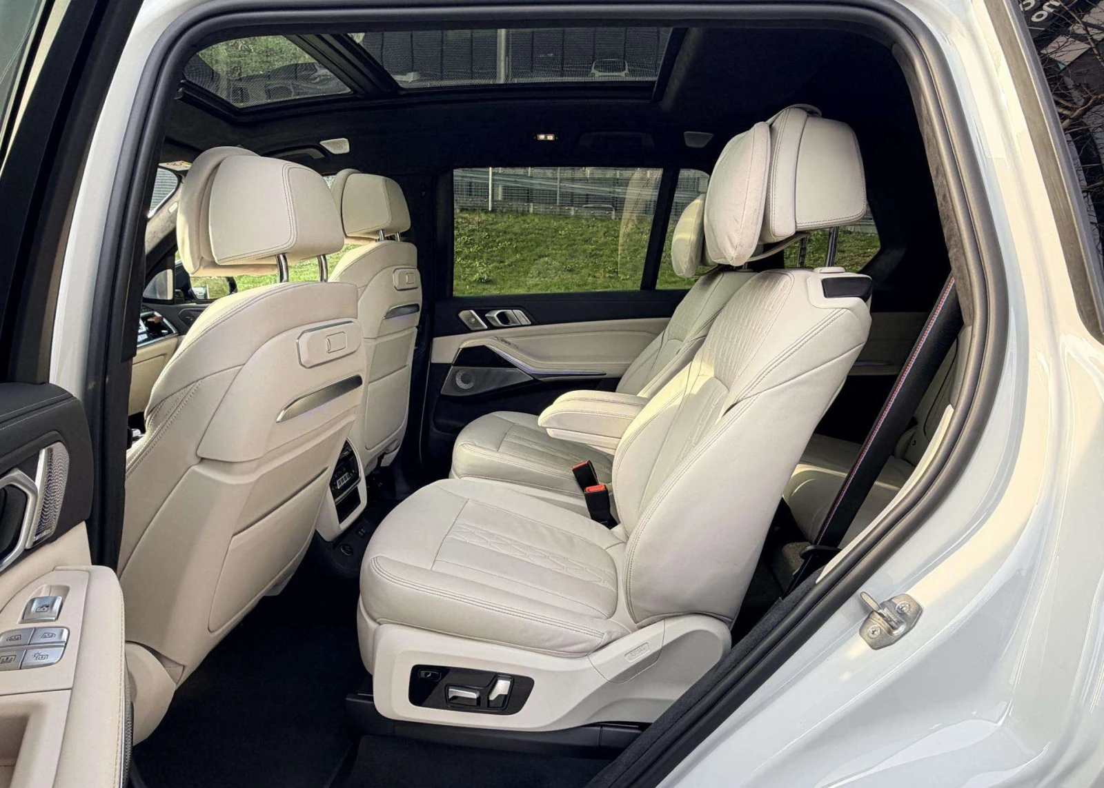 BMW X7 40i  xDrive M-Sport - изображение 8