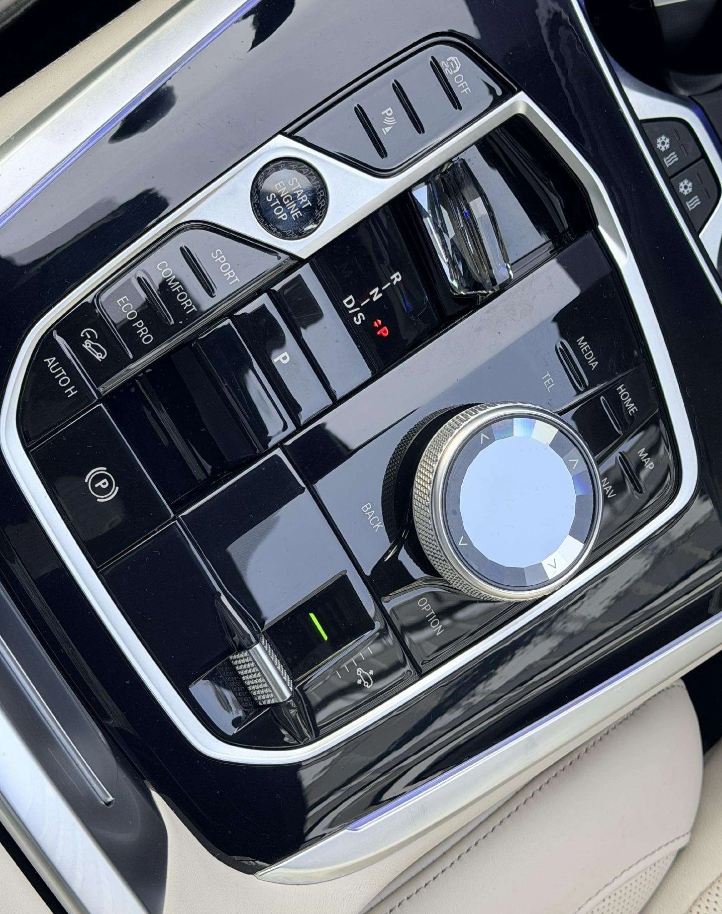 BMW X7 40i  xDrive M-Sport - изображение 10