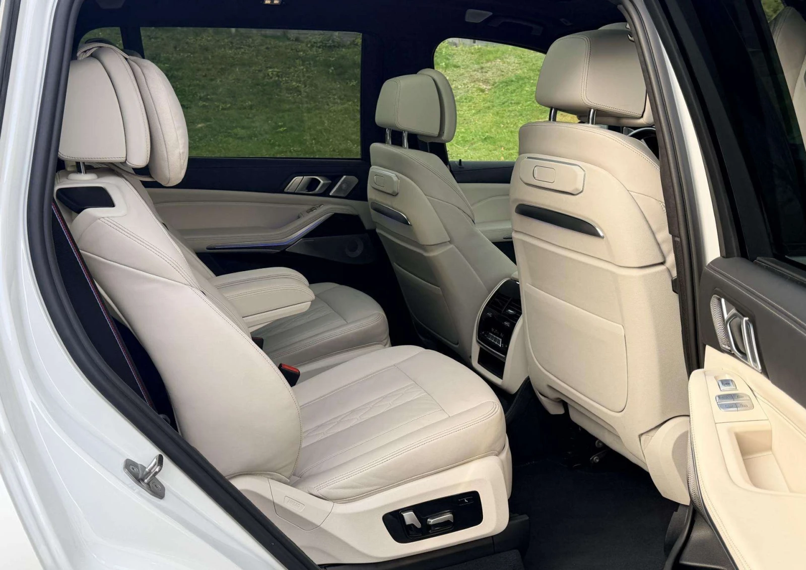BMW X7 40i  xDrive M-Sport - изображение 9