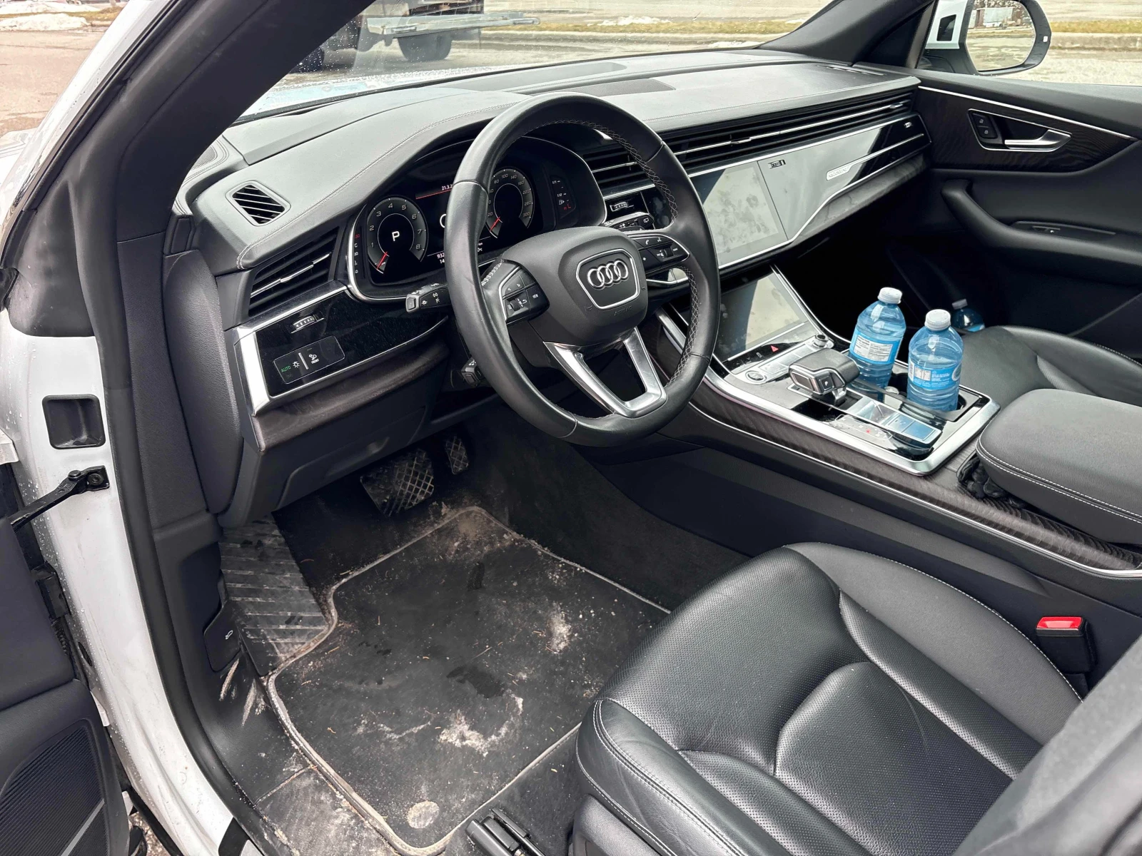 Audi Q8 Technik * * CARFAX * * АВТО КРЕДИТ * * , снимка 7 - Автомобили и джипове - 53940138