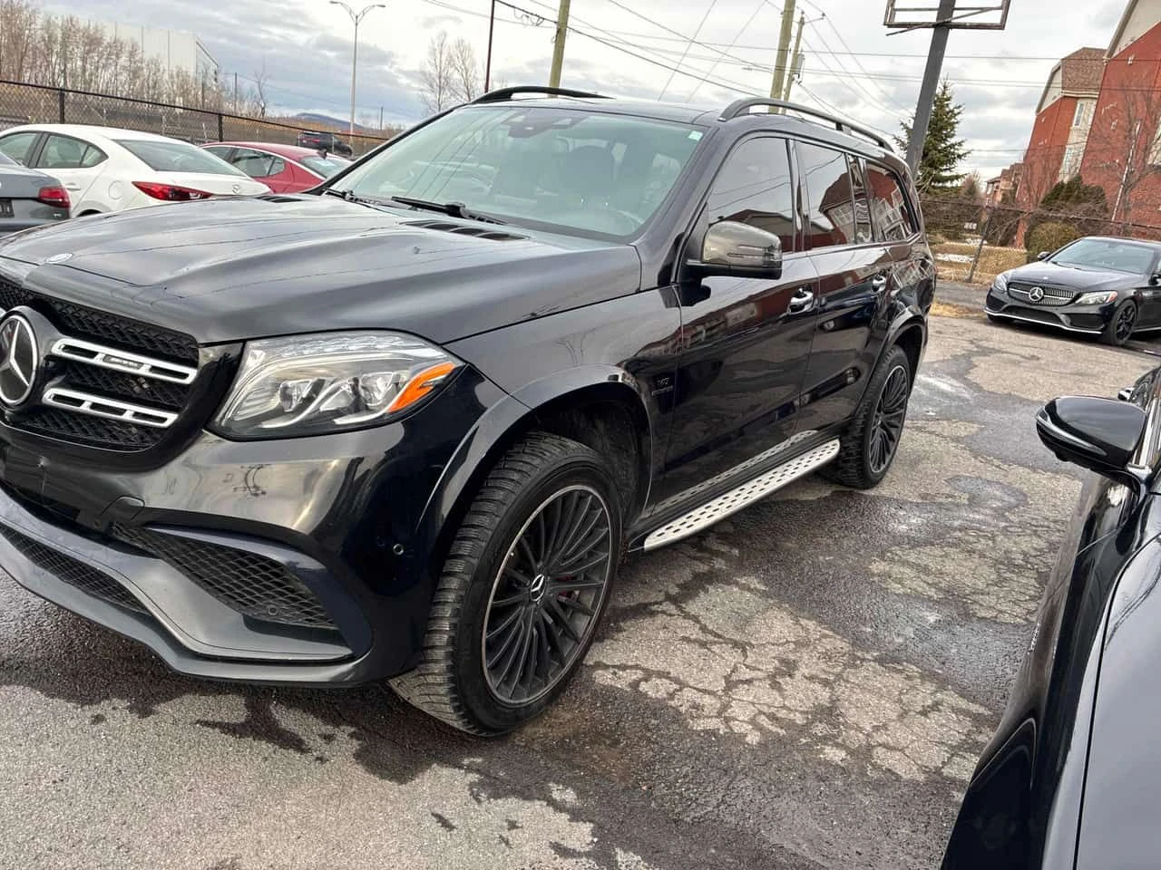 Mercedes-Benz GLS 63 AMG * 2 КЛЮЧА* 360 КАМЕРА* ПОДГРЕВИ* ОБДУХВАНЕ* , снимка 2 - Автомобили и джипове - 54166442