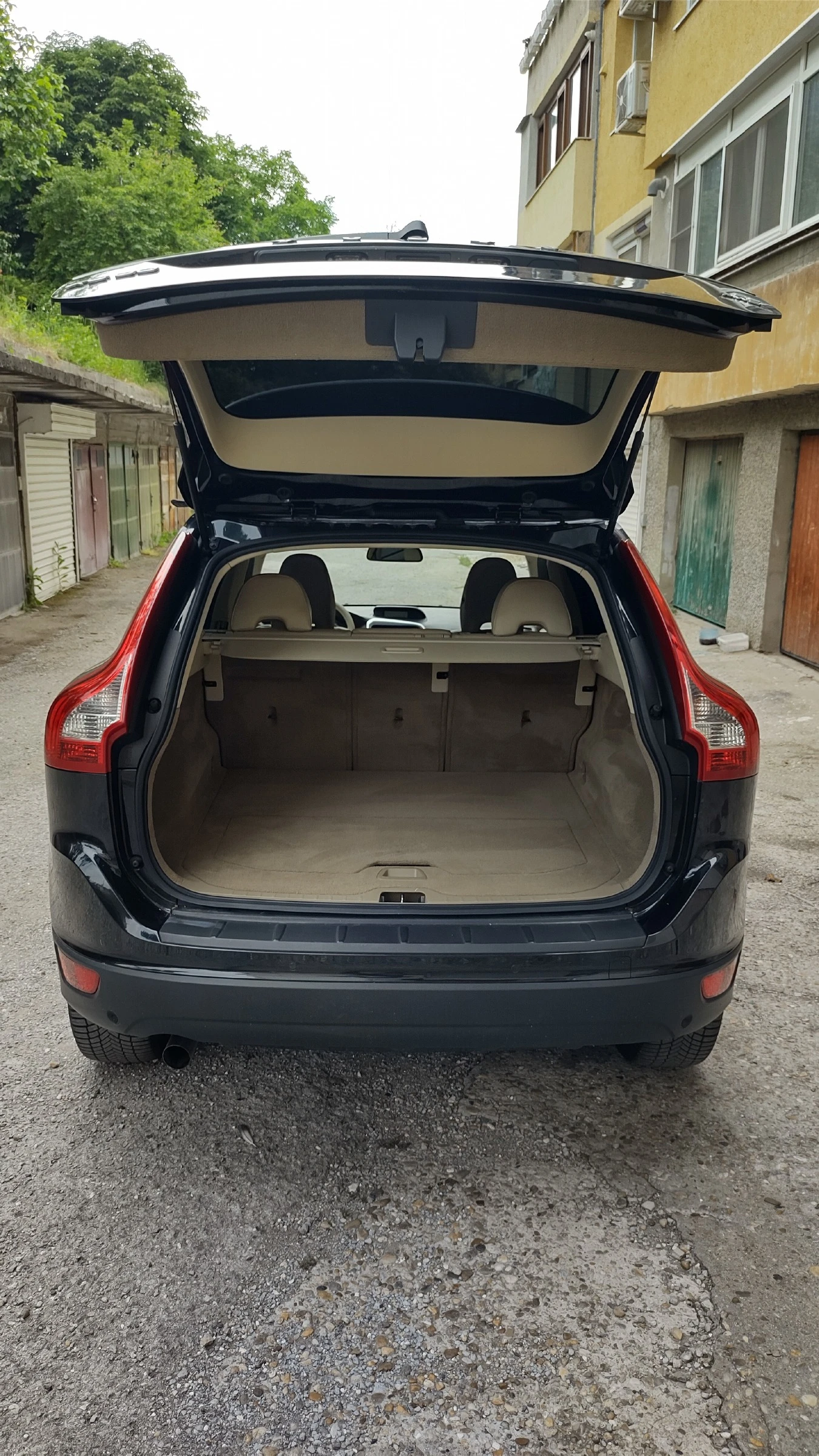 Volvo XC60 125000km/EXCLUSIVE/AWD/185кс, снимка 15 - Автомобили и джипове - 54515148