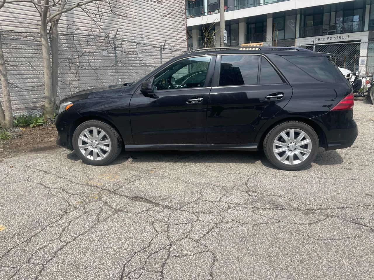 Mercedes-Benz GLE 350d  CARFAX, снимка 12 - Автомобили и джипове - 54663271