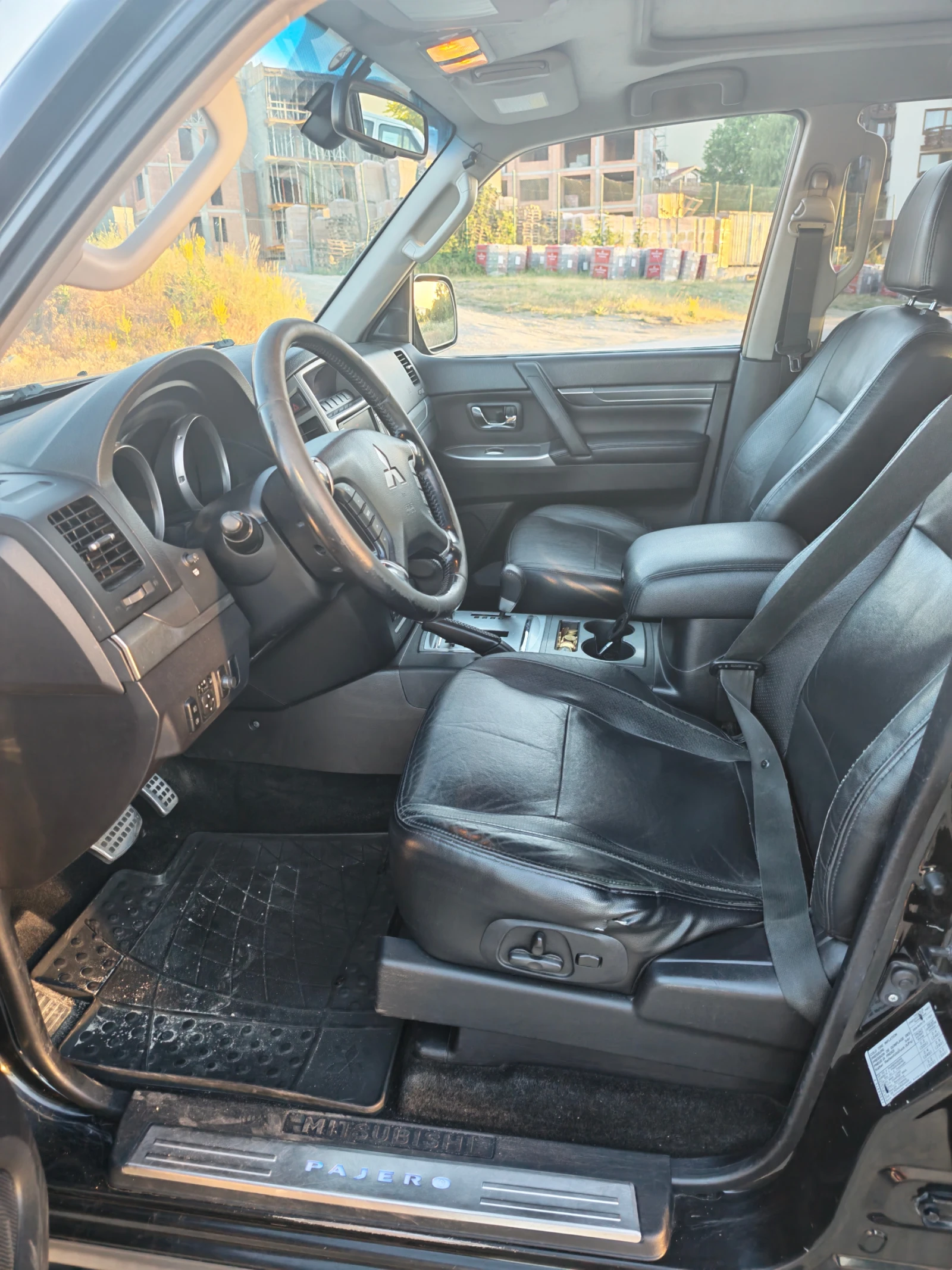 Mitsubishi Pajero, снимка 4 - Автомобили и джипове - 55105633