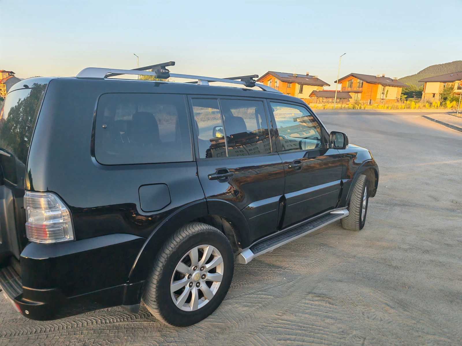 Mitsubishi Pajero, снимка 10 - Автомобили и джипове - 55105633