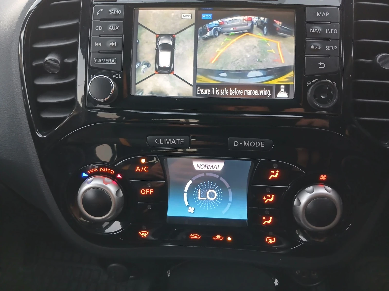 Nissan Juke 1.6i TEKNA -AUTOMAT, снимка 14 - Автомобили и джипове - 55711814
