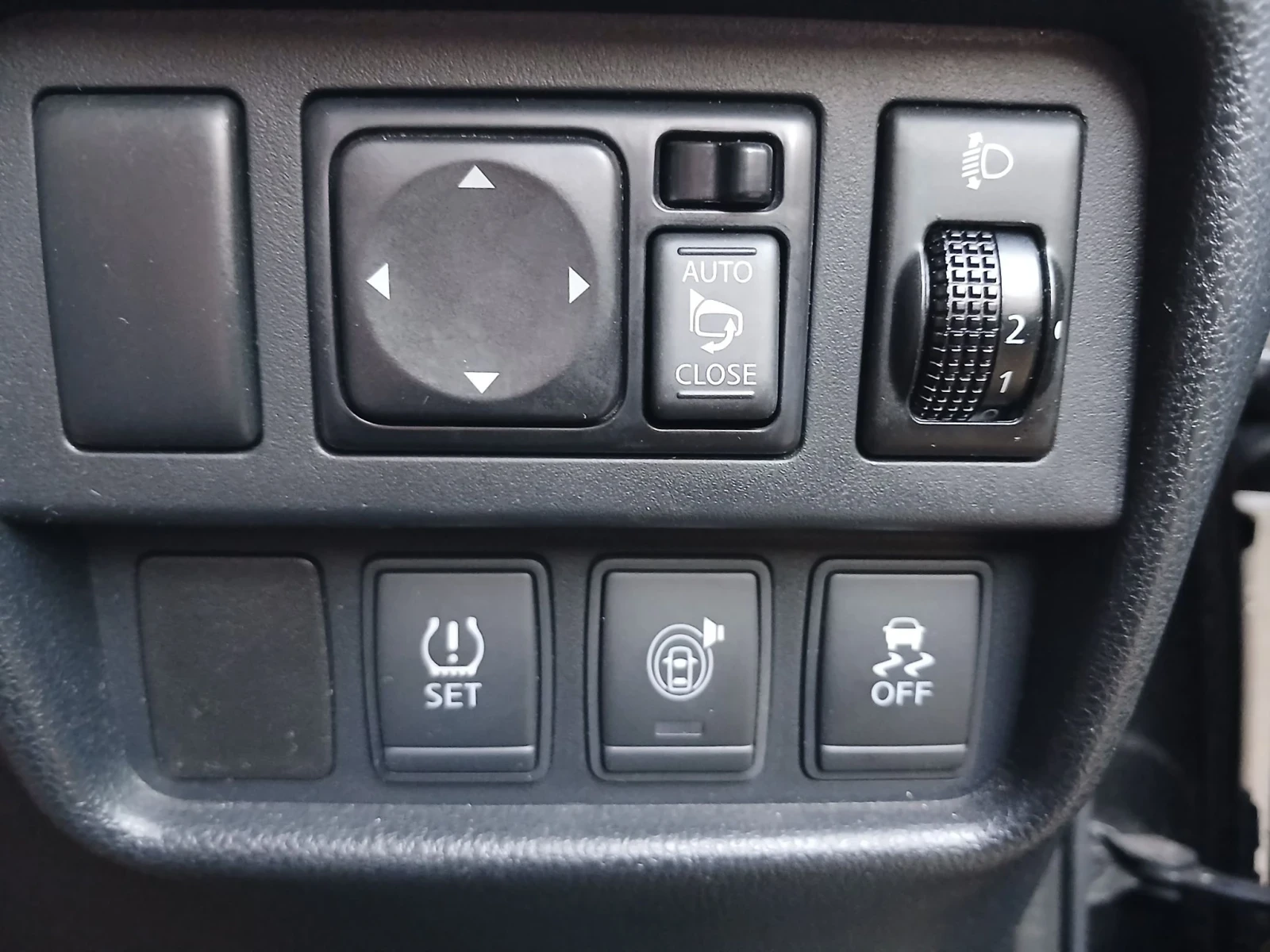 Nissan Juke 1.6i TEKNA -AUTOMAT, снимка 15 - Автомобили и джипове - 55711814