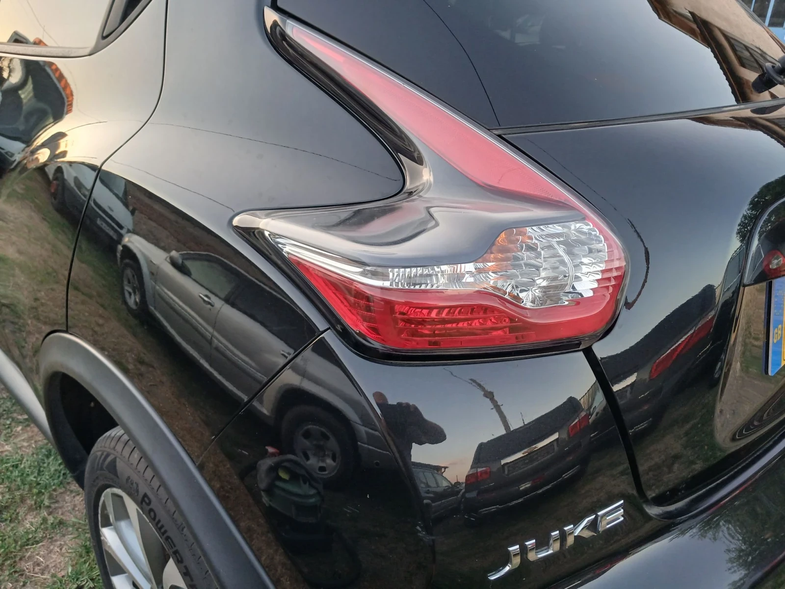 Nissan Juke 1.6i TEKNA -AUTOMAT, снимка 12 - Автомобили и джипове - 55711814