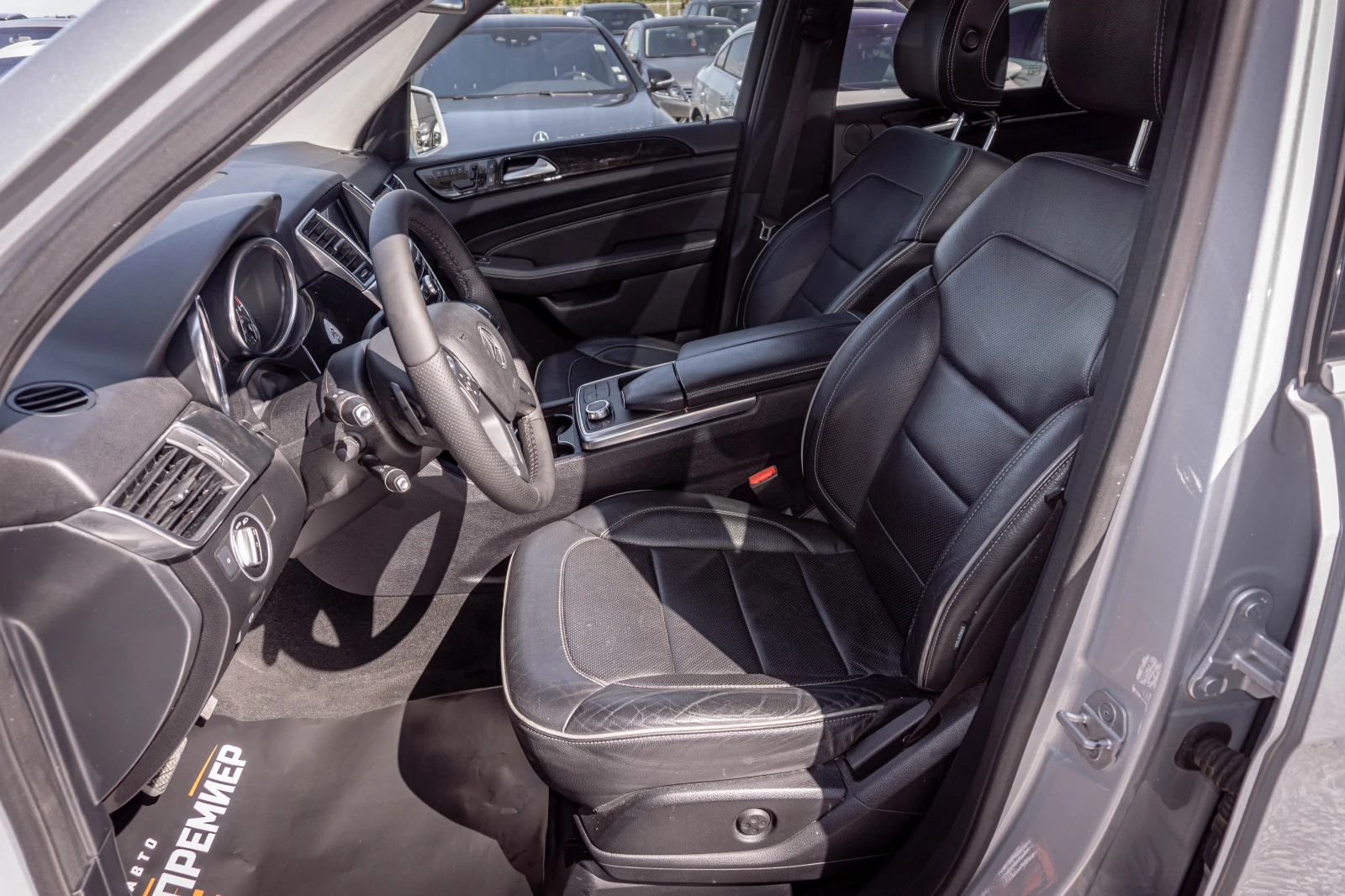 Mercedes-Benz ML 350 CDI-BlueTEC-4MATIC-ПЕРФЕКТЕН!, снимка 10 - Автомобили и джипове - 56068668