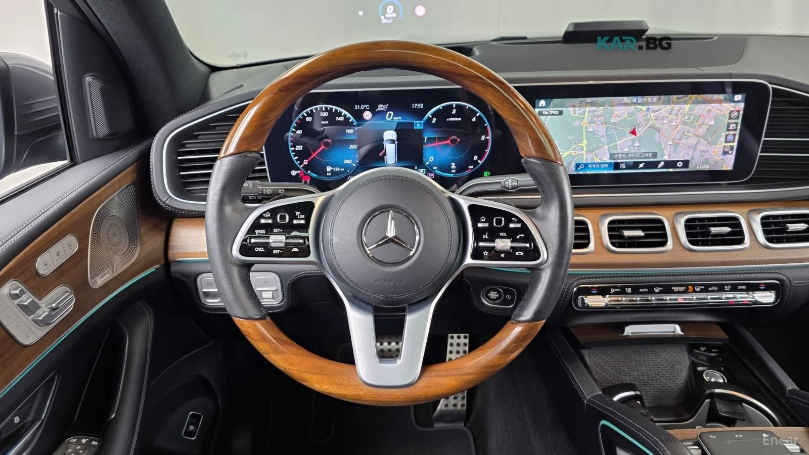Mercedes-Benz GLS 4MATIC, снимка 13 - Автомобили и джипове - 56094018