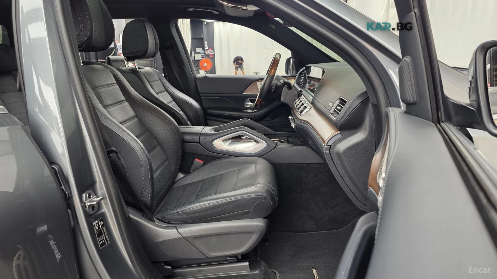Mercedes-Benz GLS 4MATIC, снимка 11 - Автомобили и джипове - 56094018