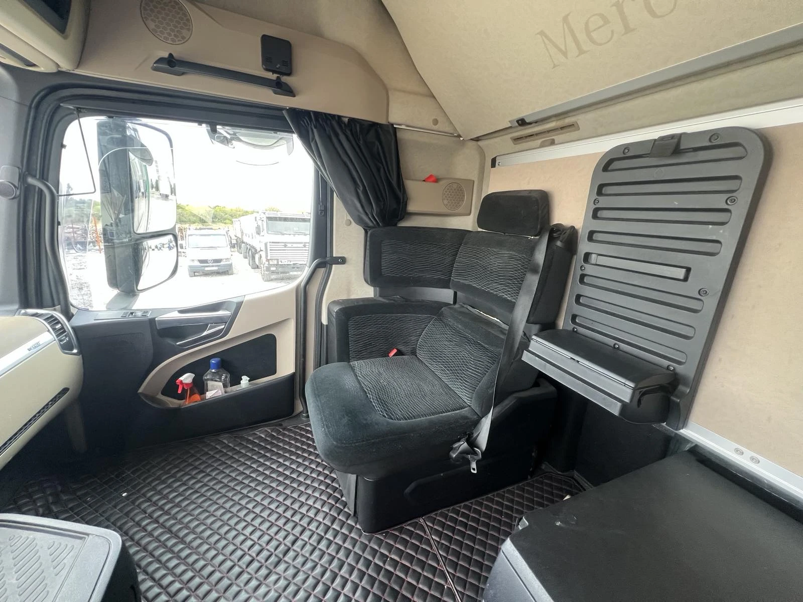 Mercedes-Benz Actros 1845 | Mobile.bg   11