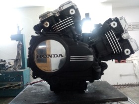 Honda Magna, снимка 3