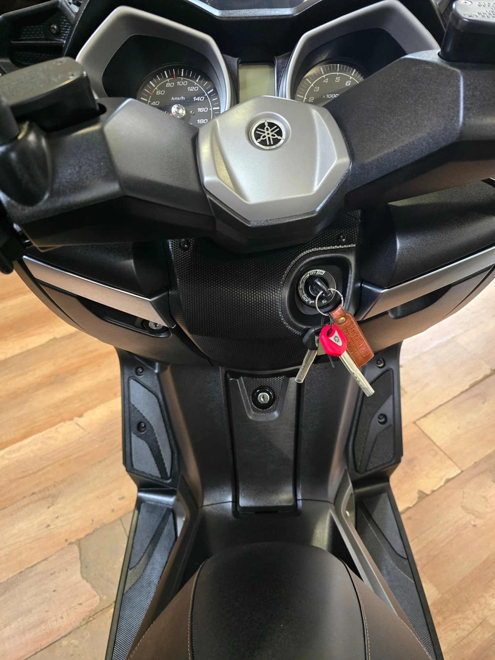 Yamaha X-max 400 ABS 17000km!!!! | Mobile.bg � ����������� 10