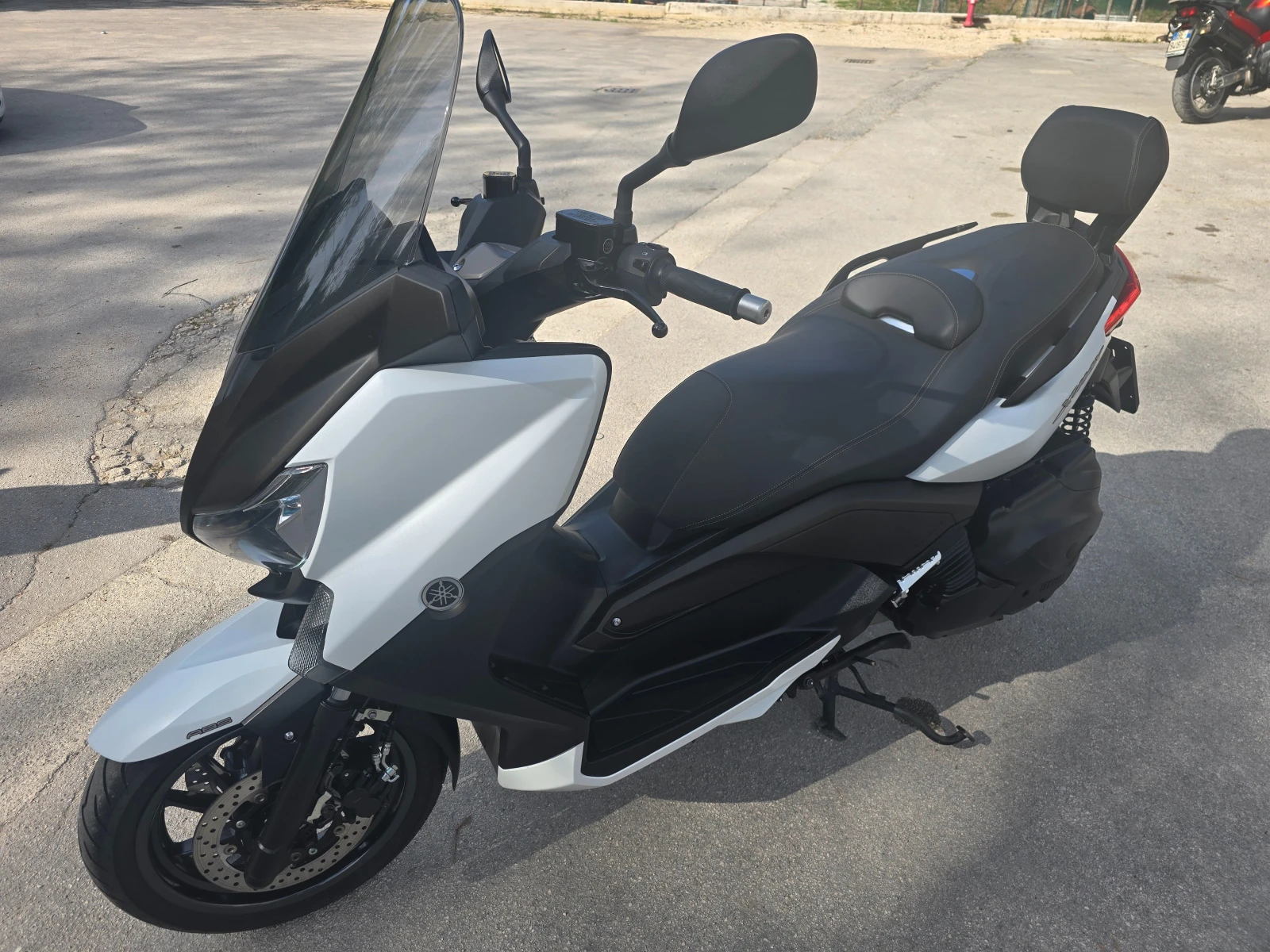 Yamaha X-max 400 ABS 17000km!!!!