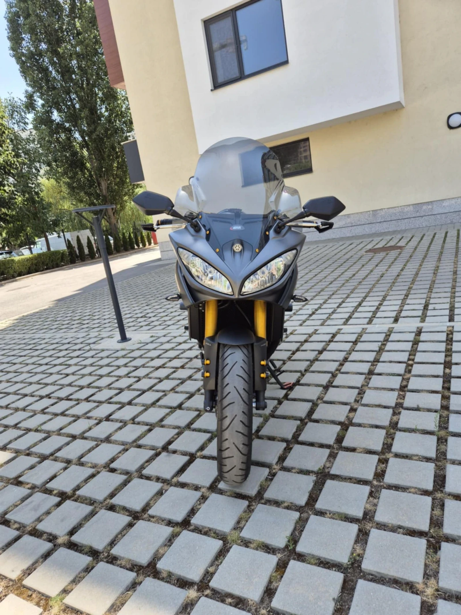 Yamaha FZ8, снимка 3 - Мотоциклети и мототехника - 54933539