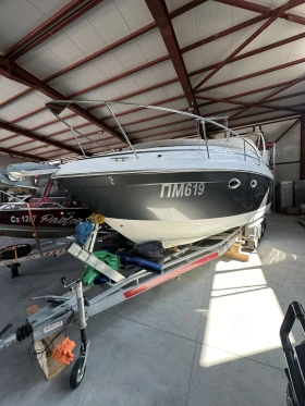       Rinker 270 Fiesta vee