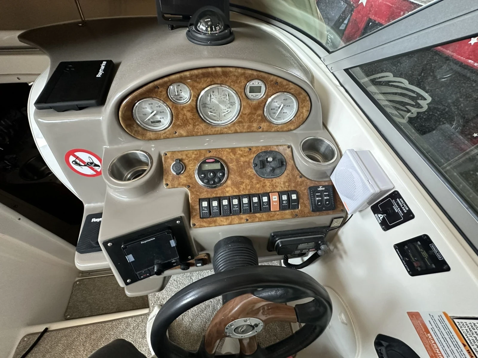   Rinker 270 Fiesta vee | Mobile.bg   11