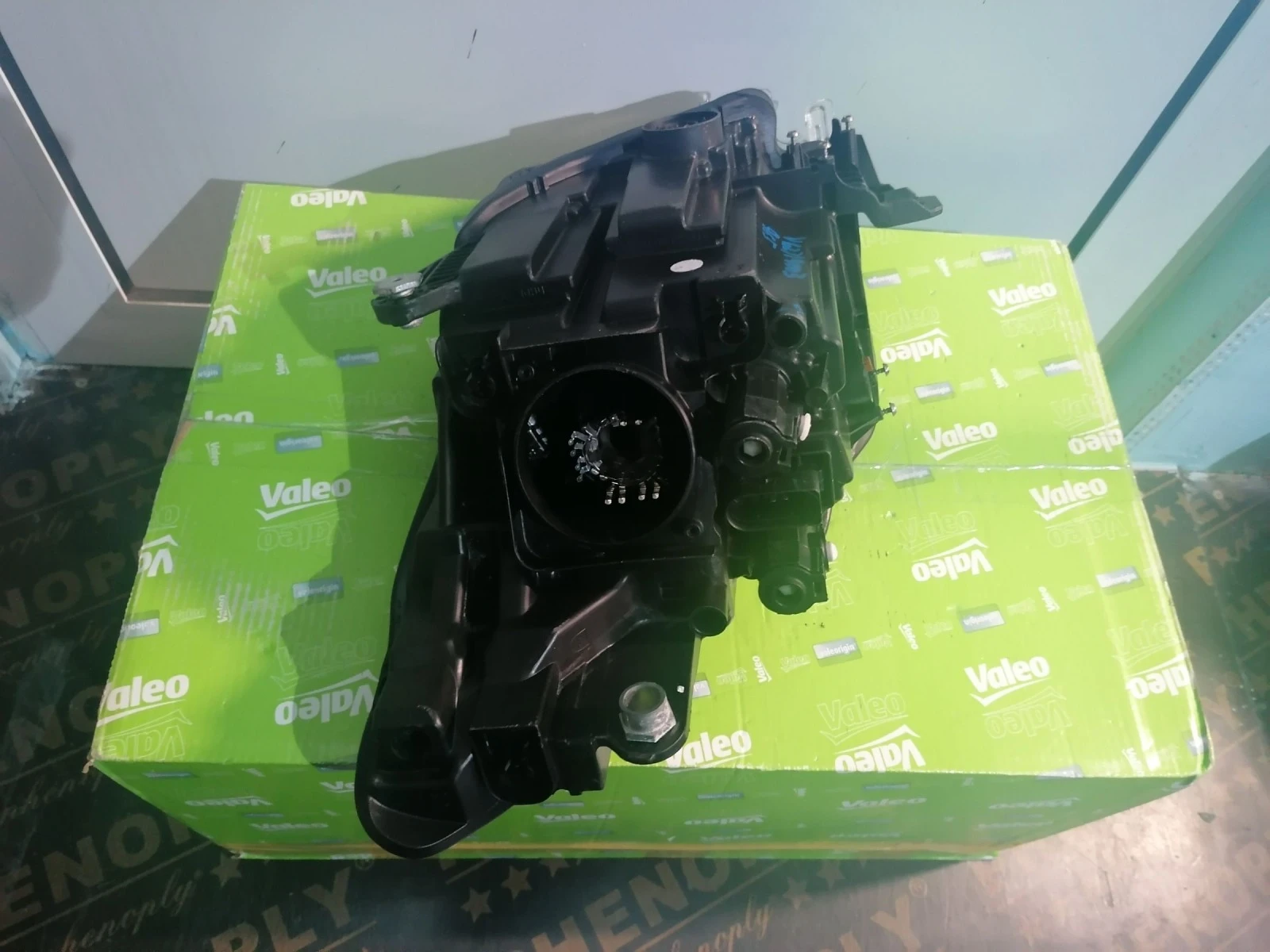    Mercedes SLS AMG 63 W197 /   197 Valeo Bi-Xenon LED.  | Mobile.bg   8