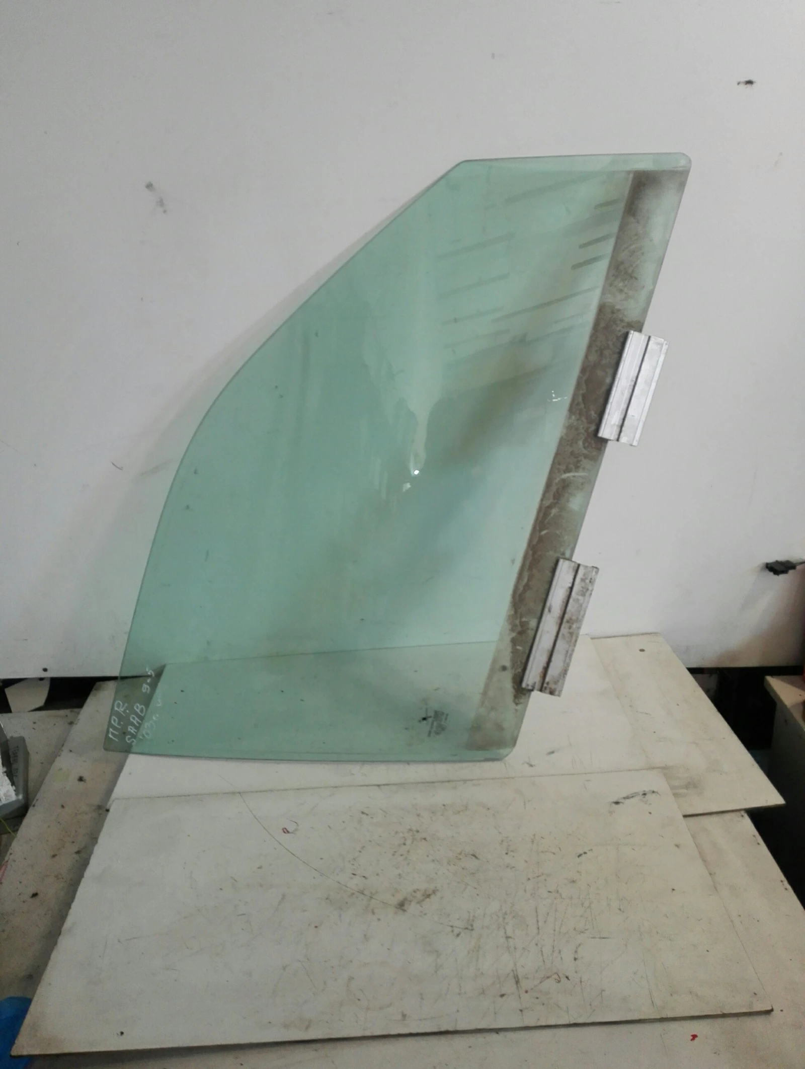 ������ ������ ����� ���� 9-5 ����� | Mobile.bg � ����������� 1