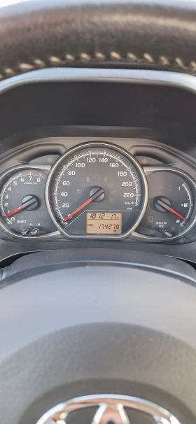 Toyota Yaris 1.33 VVT-I, снимка 10