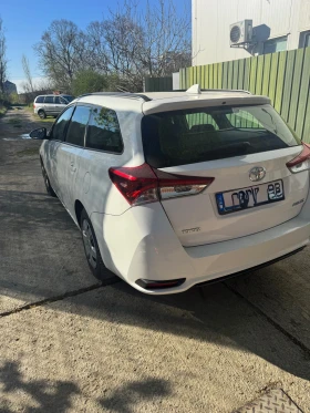 Toyota Auris, снимка 3